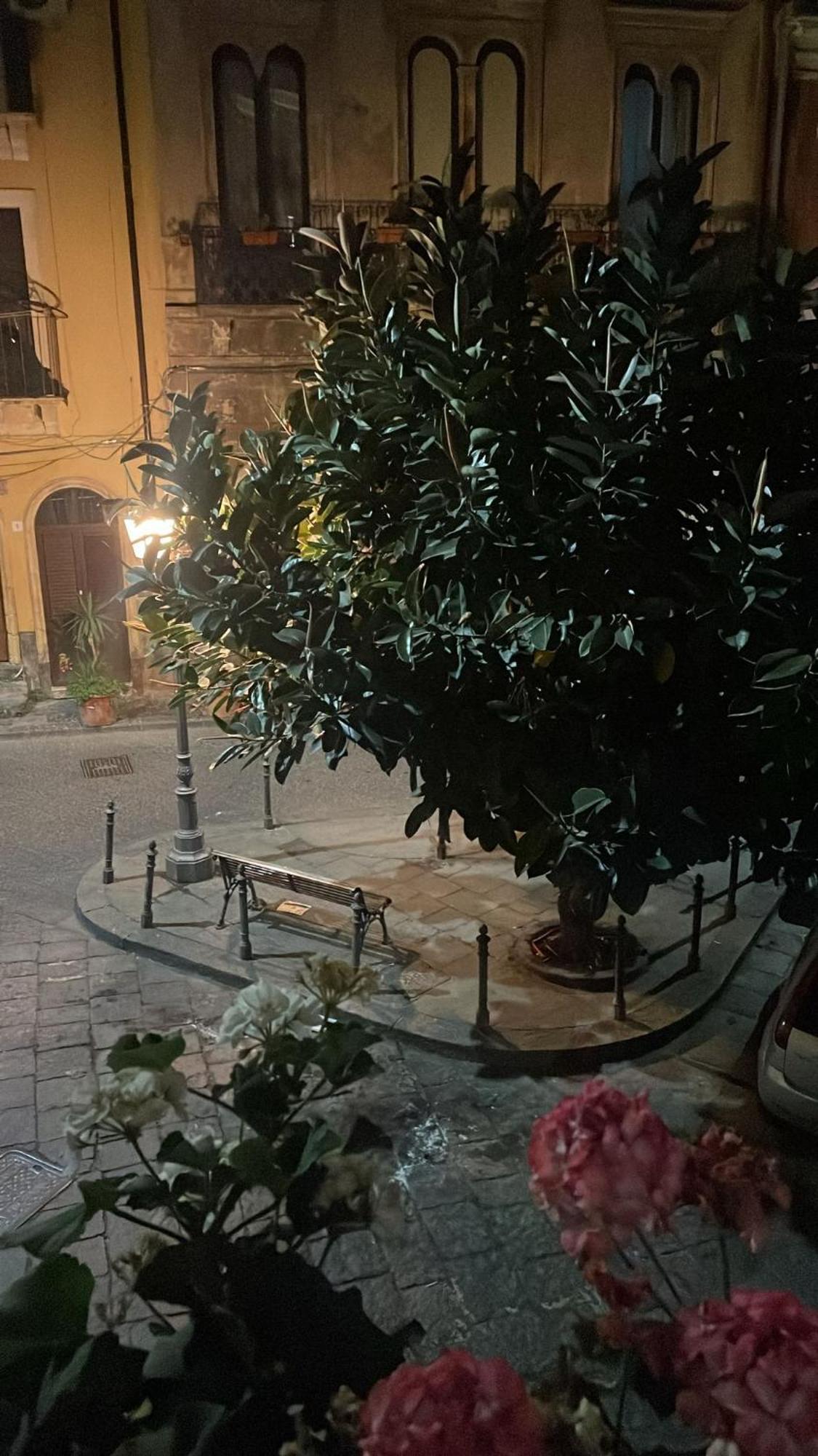 Apartament La Casa Dell Alfiere Katania Zewnętrze zdjęcie